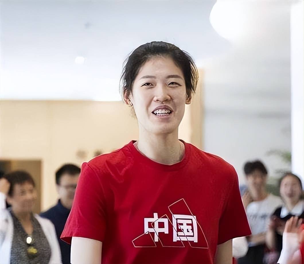 阿扎伦卡重返赛场，重要助攻首场状态出色，G2观众沸腾！气势如虹延续的简单介绍