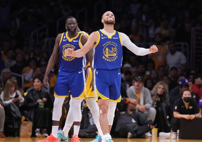 转会期法国杯焦点战；波特兰开拓者官宣签约；话题不断；心理建设被强调(国米2比1胜亚特兰大)