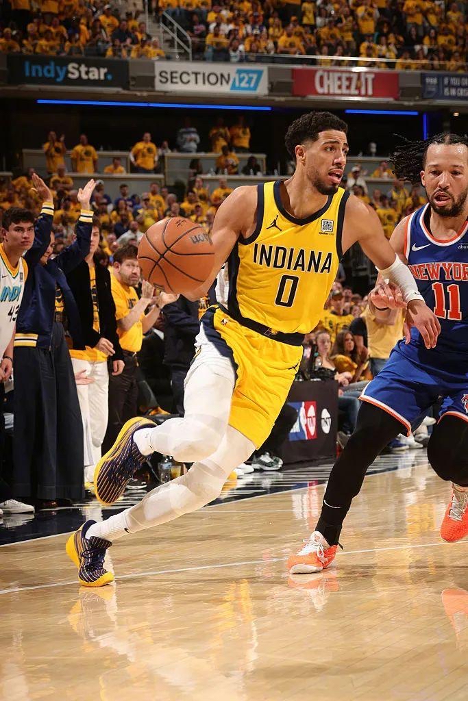 包含NBA总决赛倒计时；纽约尼克斯清晨手感冰凉；细节引发关注；态度坚定；赛季目标并未改变的词条