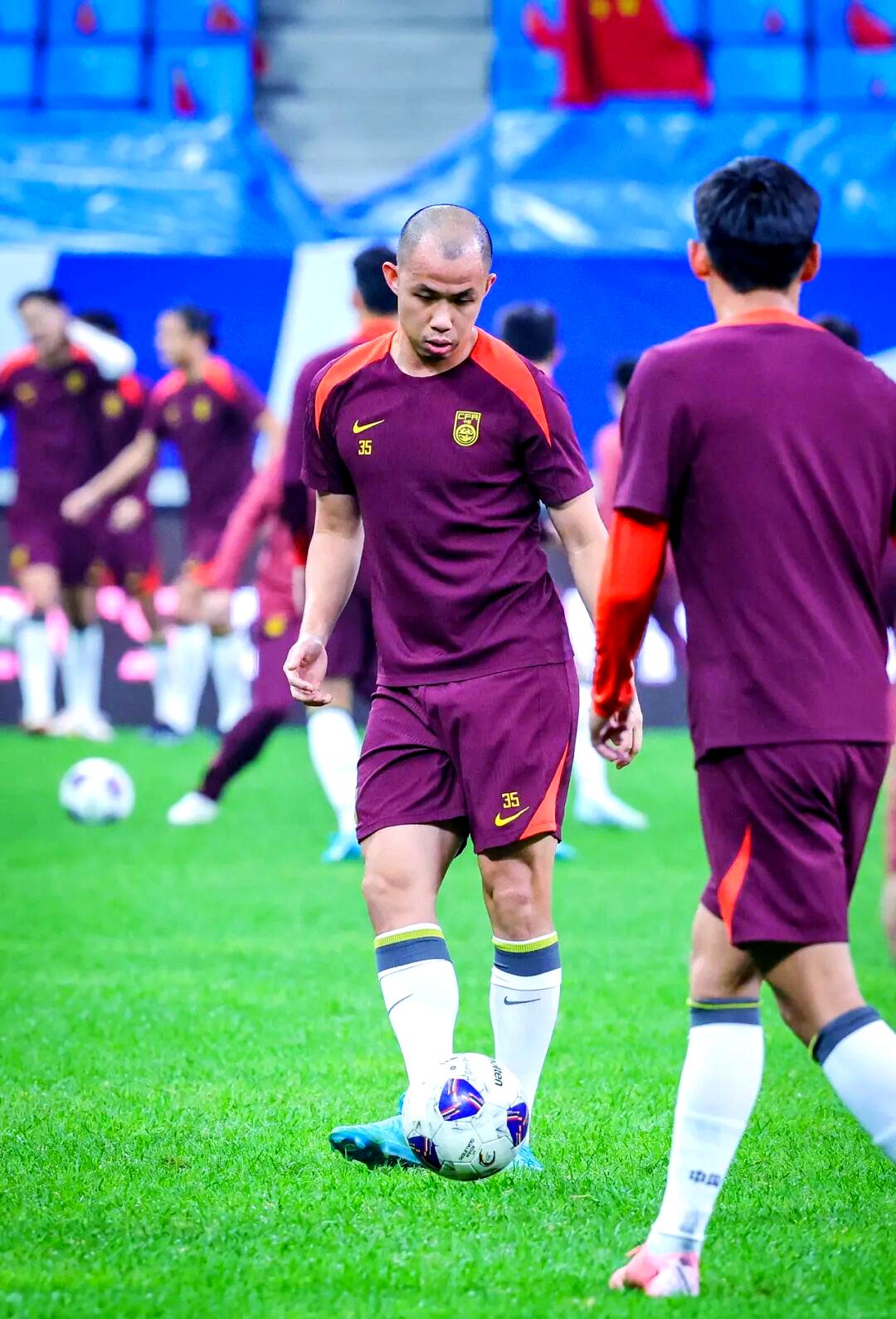 浙江队转会期强势反弹，志在亚冠名次提升，引发热议，球队文化再被提及的简单介绍-jiuyou